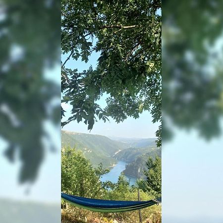 Rural Resort Tron Pluzine Luaran gambar