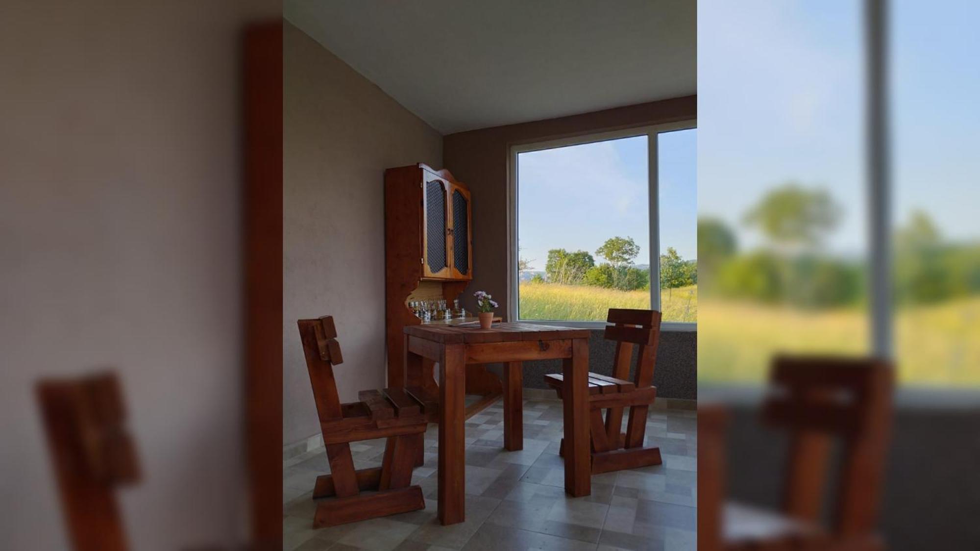 Rural Resort Tron Pluzine Luaran gambar
