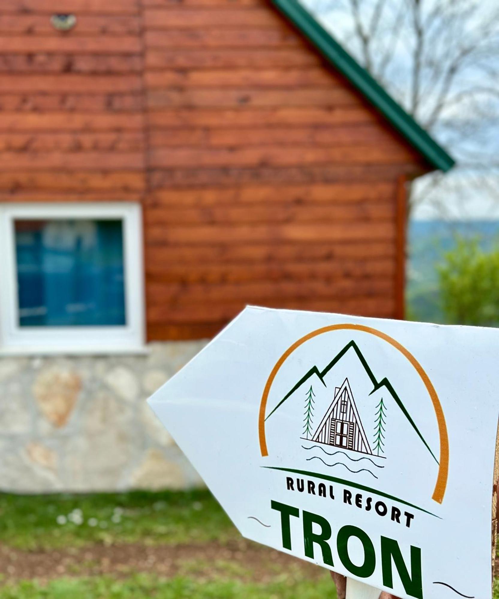Rural Resort Tron Pluzine Luaran gambar