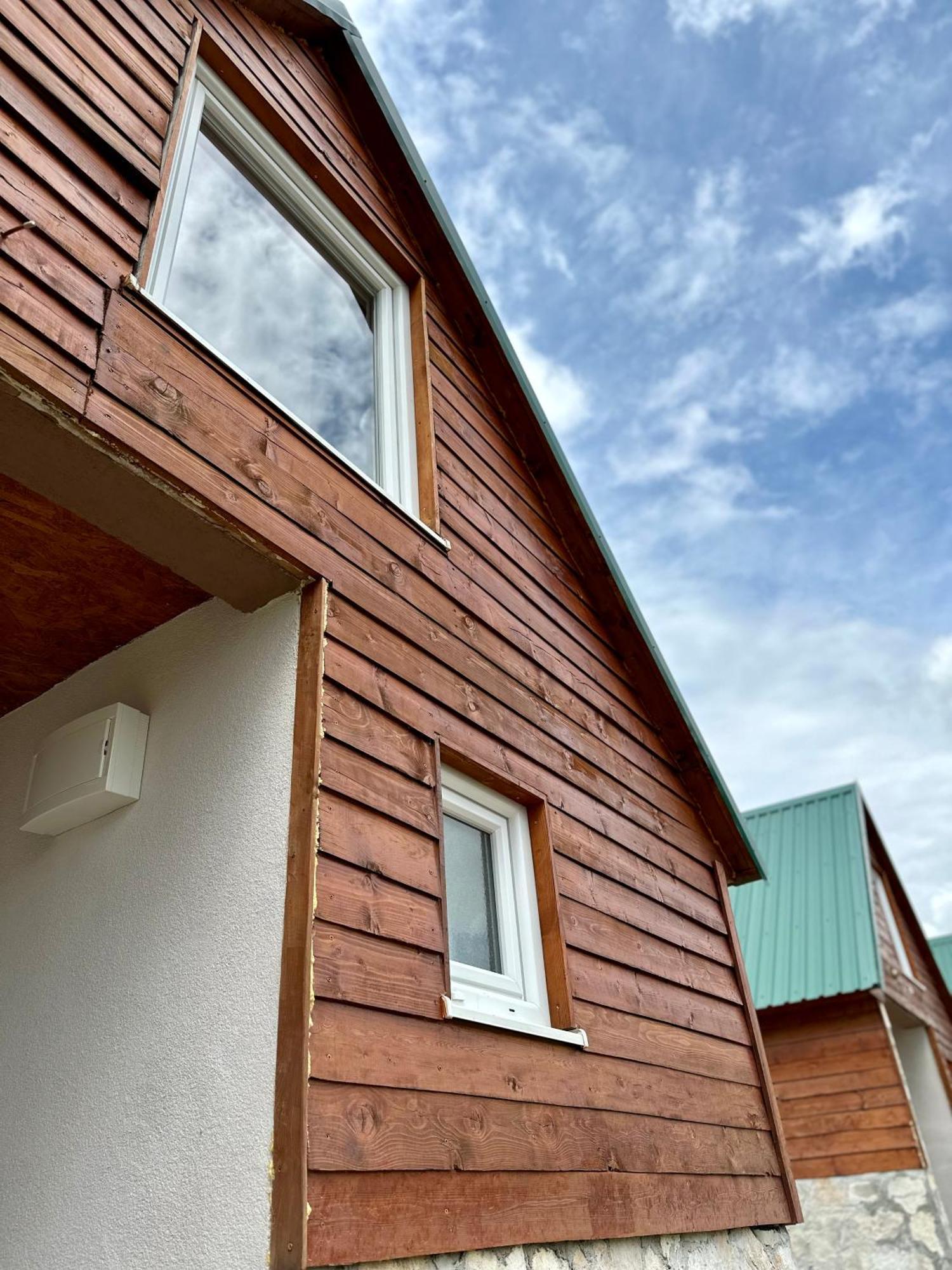 Rural Resort Tron Pluzine Luaran gambar
