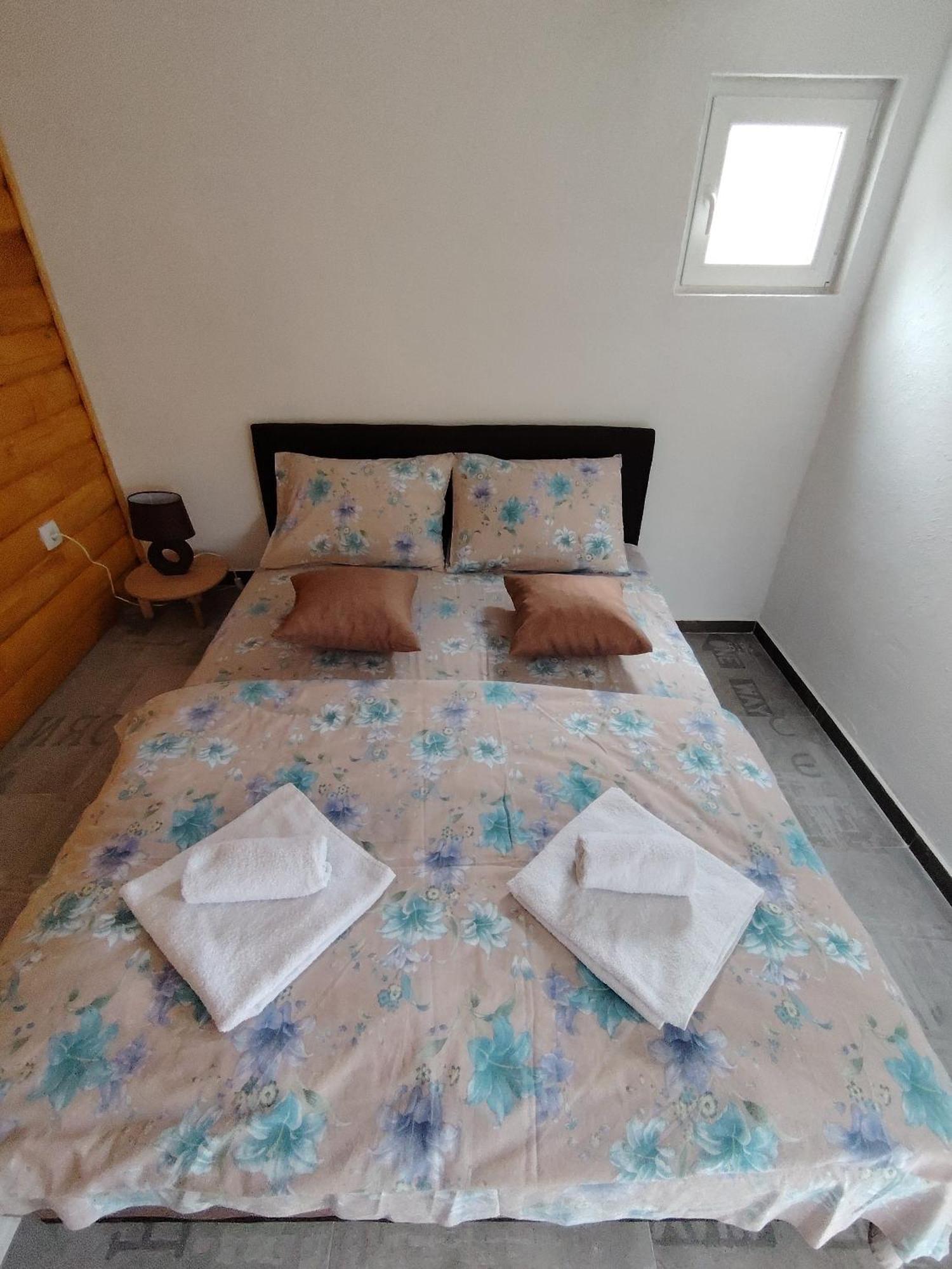 Rural Resort Tron Pluzine Luaran gambar